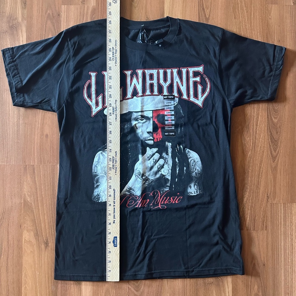 🆕 NWT Lil Wayne I Am Music 🎶 T-Shirt size Large Hot Topic - Picture 3 of 6